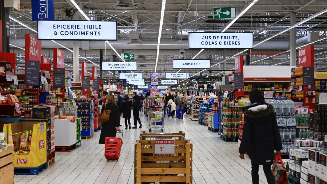 Inflation Carrefour d cide de bloquer les prix de 100 produits